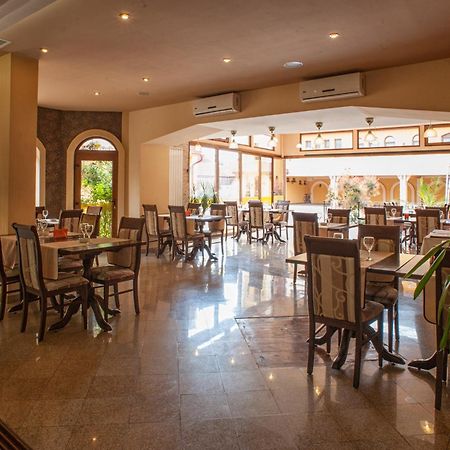 Pension La Fontana Baia Mare Exterior photo